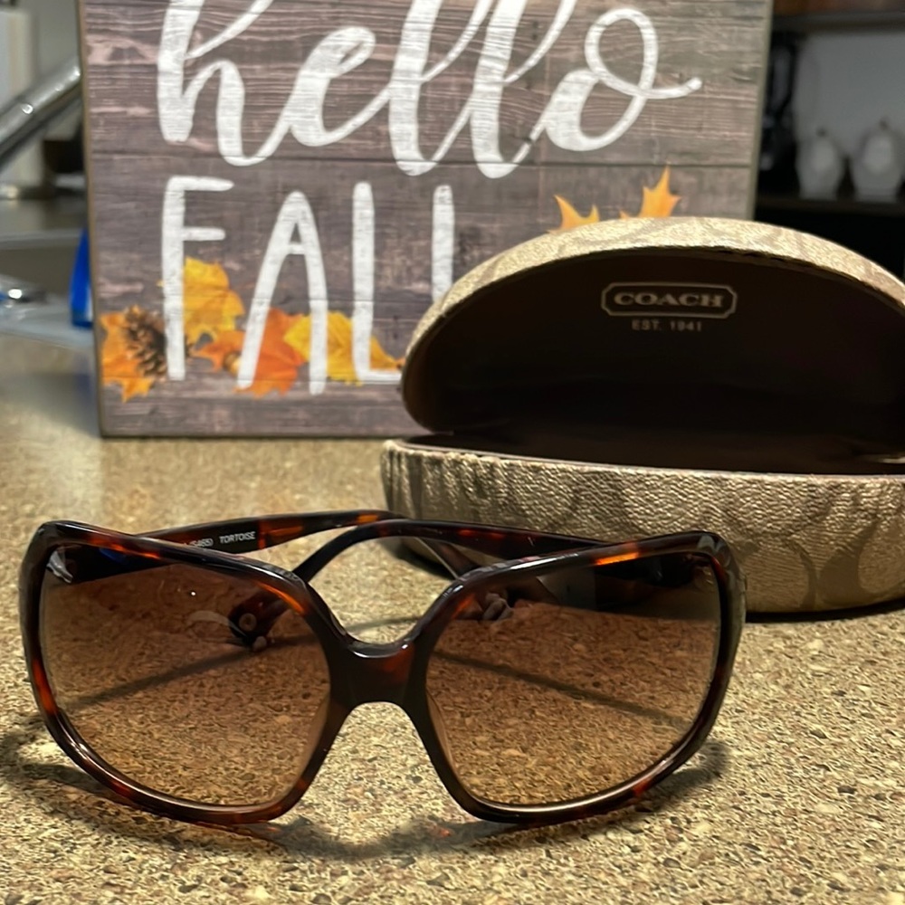 Authentic COACH Sunglasses 🕶️